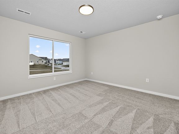 5th image of 9124 Robinson Dr