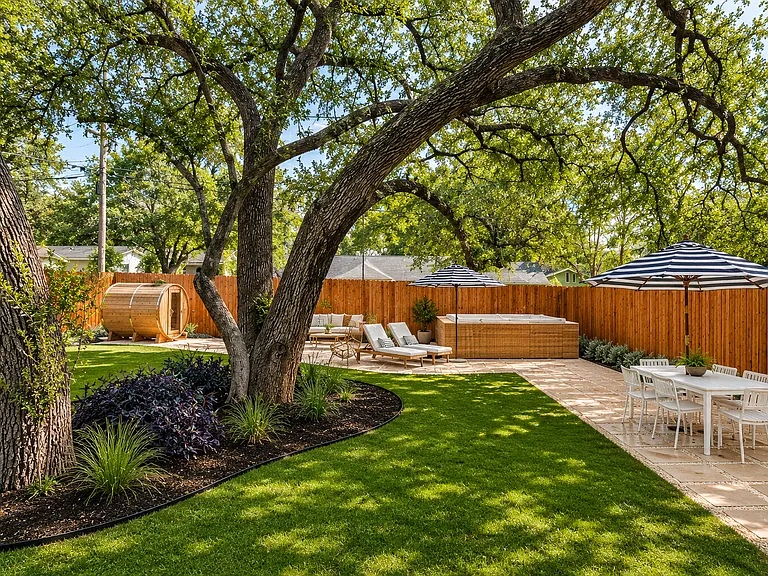 4903 Enchanted Ln — Photo 8