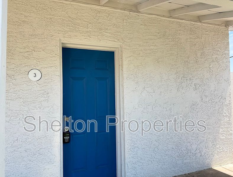 1st image of 1713 N 31st Pl #3