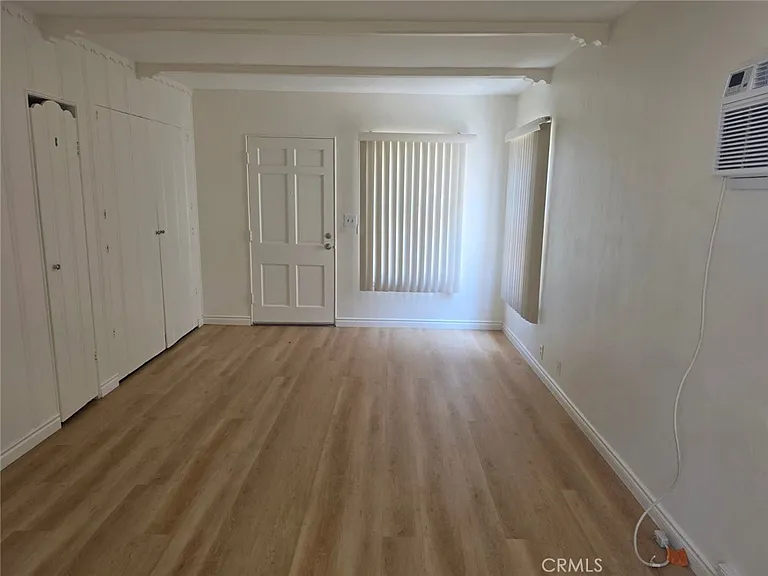 633 Park Ave #C — Photo 3
