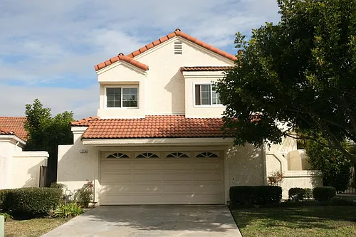12154 Putting Green Row Photo 1