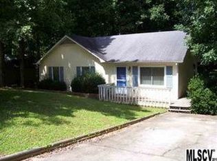 4192 Forest Point Dr, Hickory, NC 28602