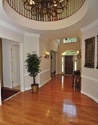 2nd image of 1332 Woodside Dr