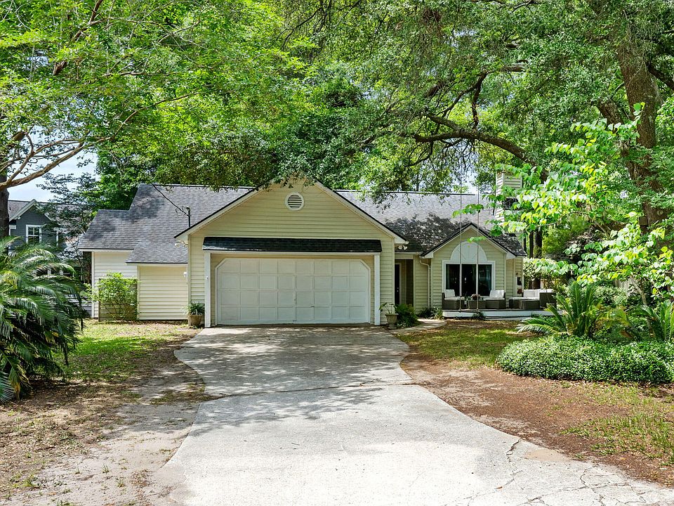 1st image of 738 Boyce Ct