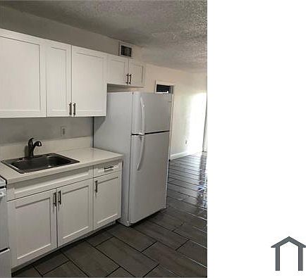 2nd image of 1300 NW 2nd Ave APT 14
