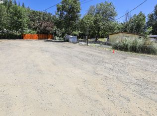 3817 Hooker Rd, Roseburg, OR 97470
