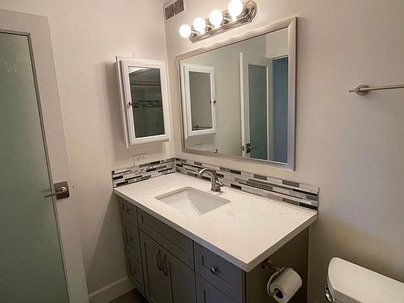 4th image of 1700 Civic Center Dr APT 212