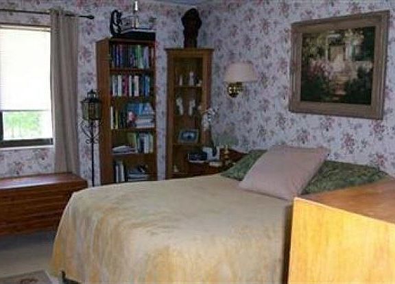 4th image of 11006 Folkstone Dr #G