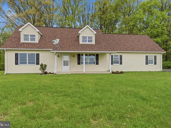 954 Schuylkill Mountain Rd, Schuylkill Haven, PA 17972