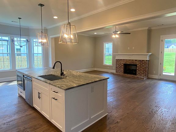 5th image of 681 River Oaks Lane