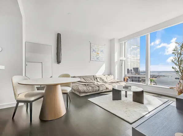 252 South Street image 6 of 24