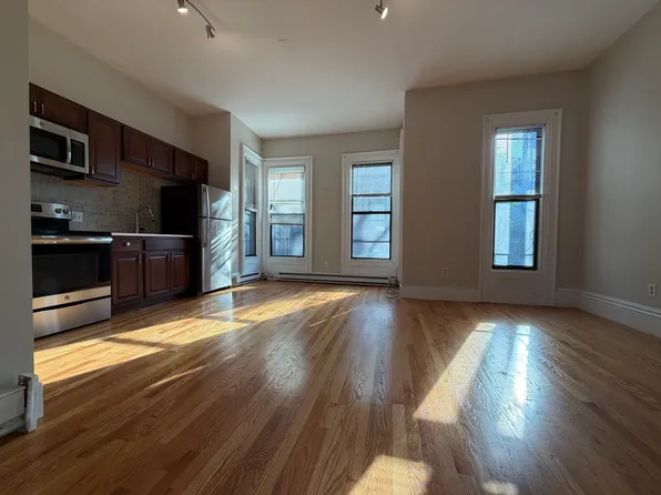 28 Dartmouth St, Boston, MA 02116