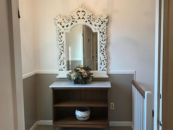 Magnificent Entry Way Hutch Included