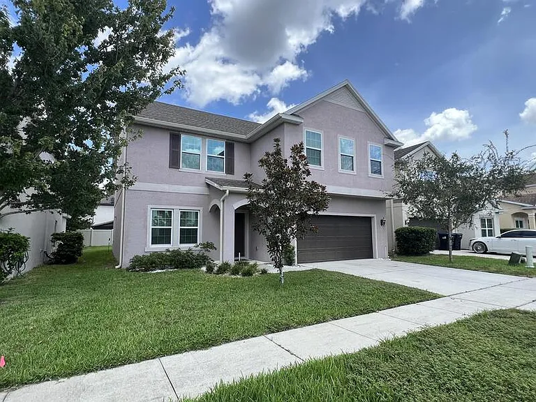 14036 Lonecreek Ave — Photo 2