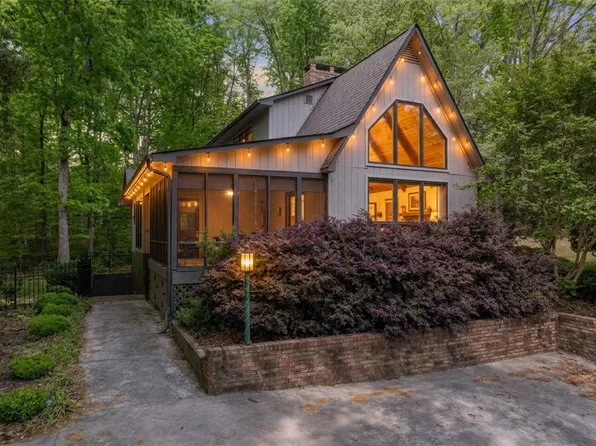 105 Spoon Ct, Westminster, SC 29693