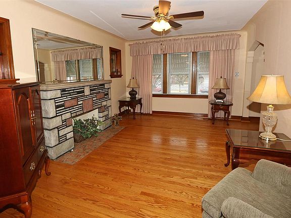 5th image of 5745 Gresham Ave