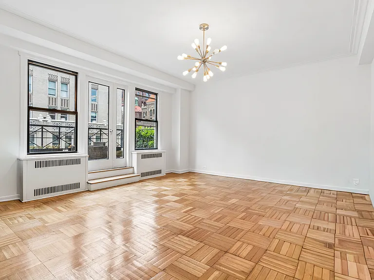 220 Madison Ave #14K — Photo 6
