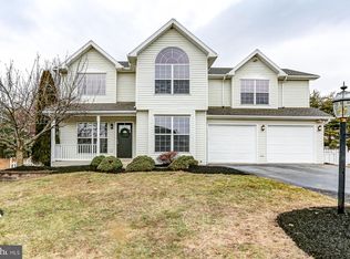 138 Martel Cir, Dillsburg, PA 17019