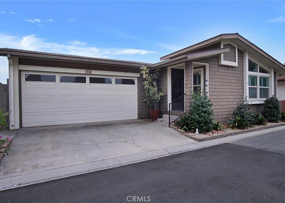1st image of 72 Grouse Way #72