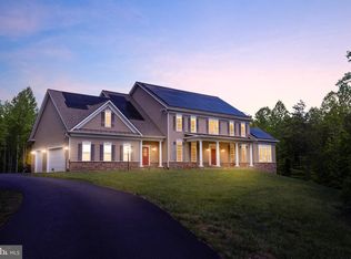 29 Twinleaf Dr, Stafford, VA 22556