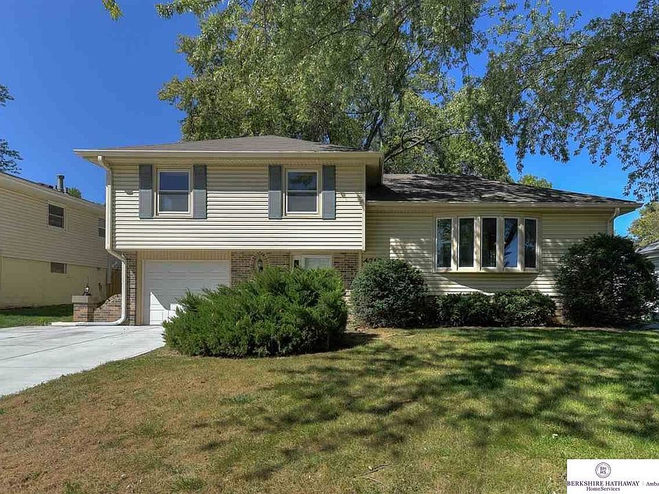 1st image of 4718 Englewood Ave