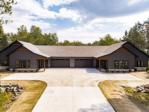3rd image of 3806 Lavaque Rd
