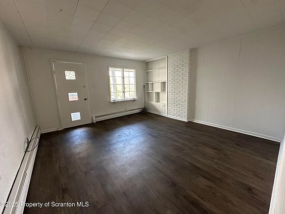 4th image of 113 N Fulton St