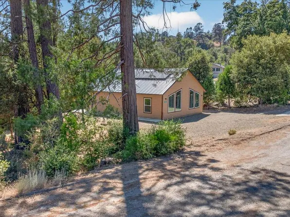 5594 Red Ibis Ct, Mariposa, CA 95338