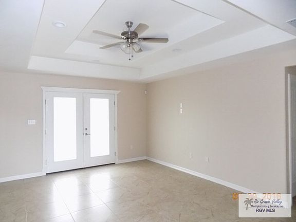 2nd image of 2919 Madrid Ave