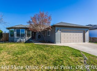 1410 Vista Dr, Central Pt, OR