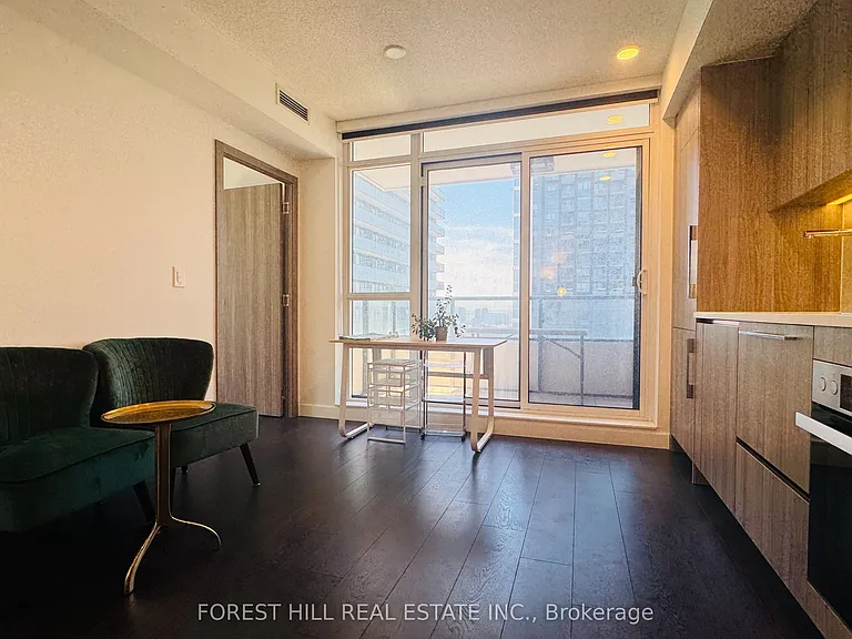 38 Widmer St #3707 — Photo 5