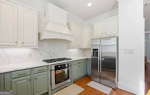 932 Delaronde Ct — Photo 3