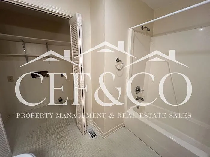 115 Hunter Dr — Photo 14