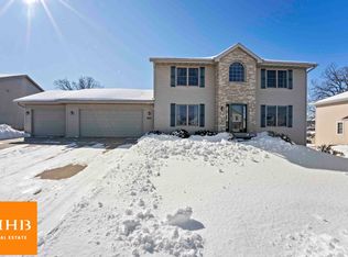 9821 Talons Way, Verona, WI 53593