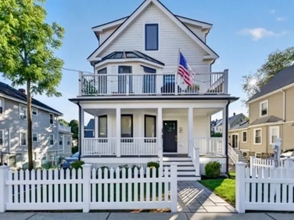 66 Farquhar St #1, Roslindale, MA 02131