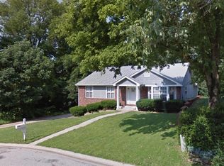 123 Robert Dr, O'Fallon, IL 62269