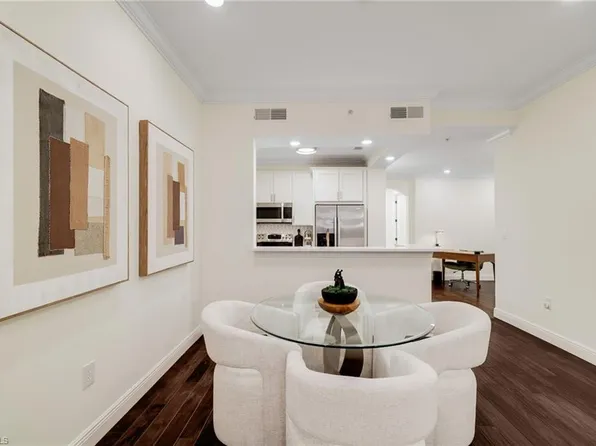 23161 Fashion Dr, Estero, FL