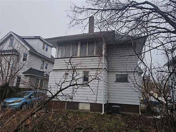 3rd image of 84 Rustic St