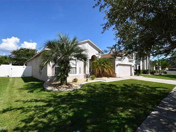4th image of 221 Farrington Ln