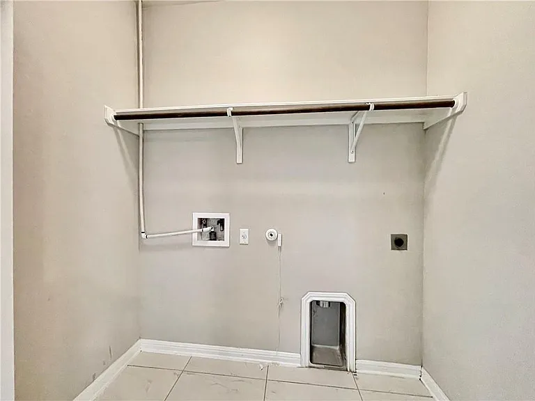 710 Coconut Grove St — Photo 28