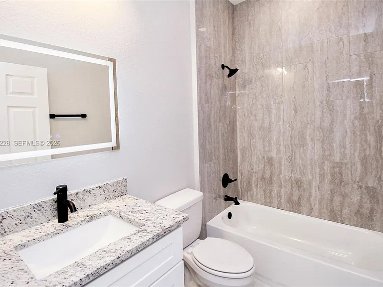 4510 Boabadilla Ave — Photo 24