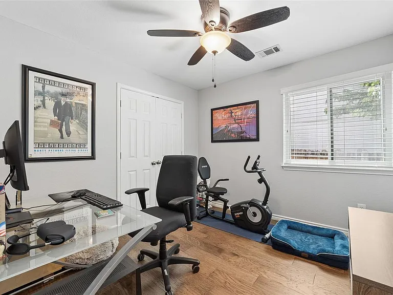 1701 Prescott Dr — Photo 16