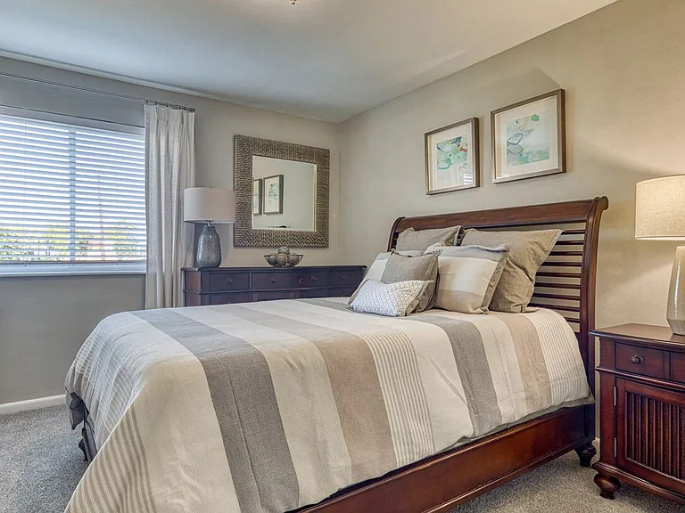 Andover Apartments — Photo 13