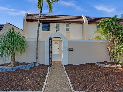 7310 Miami Lakeway S, Miami Lakes, FL, 33014