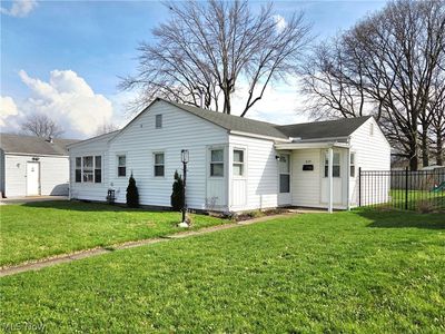 659 Weller Rd, Elyria, OH, 44035