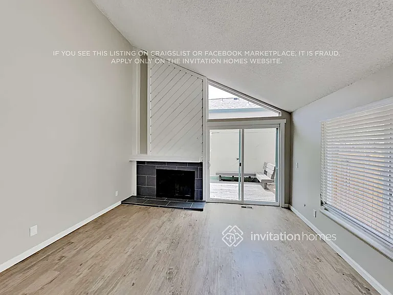 3753 S Danube Cir — Photo 6