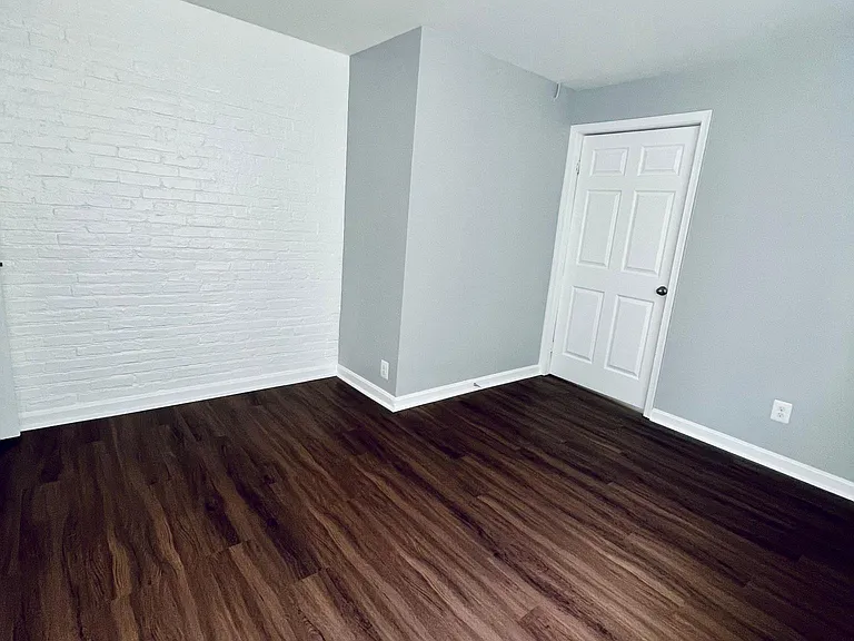 837 Hollins St #3A — Photo 12
