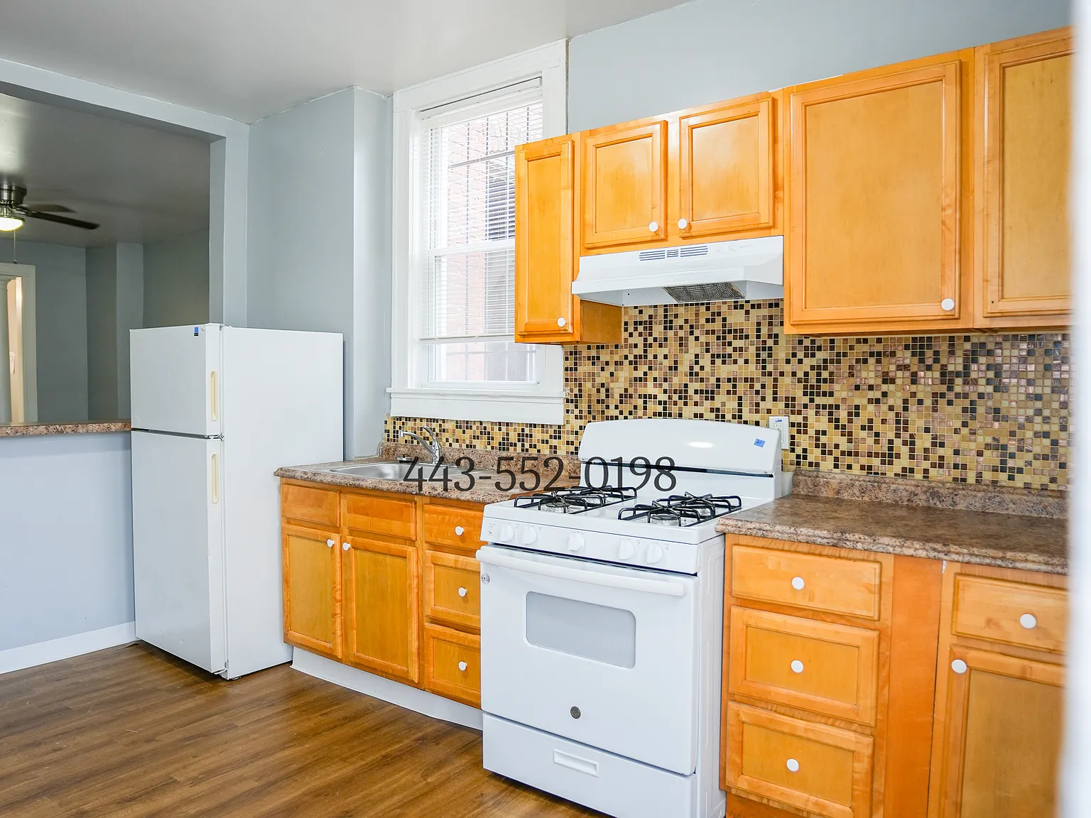 3 bed, 1.5 bath, 1470 sqft, $1,950 — Photo 4