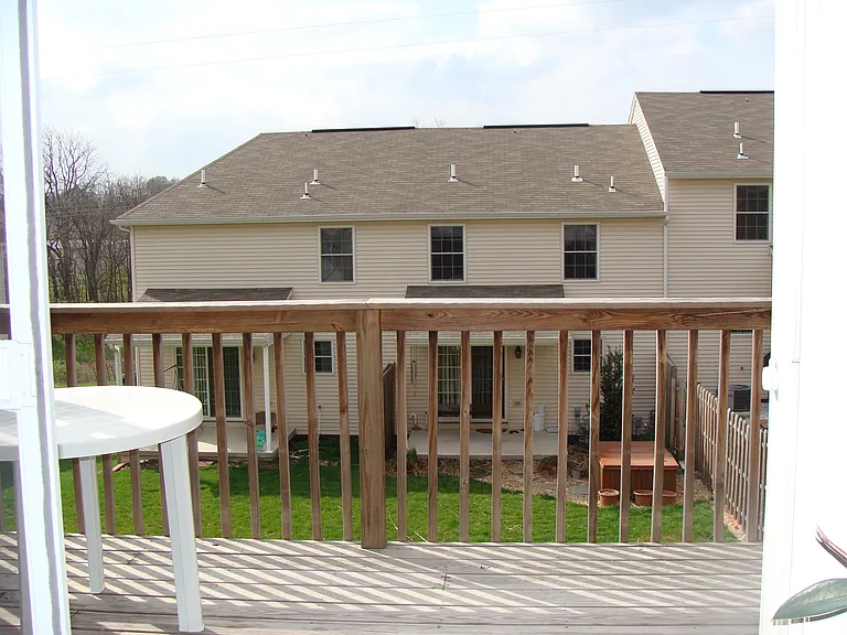 32 Keefer Way — Photo 28