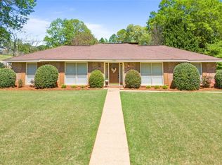 1900 Calcutta Dr, Opelika, AL 36801